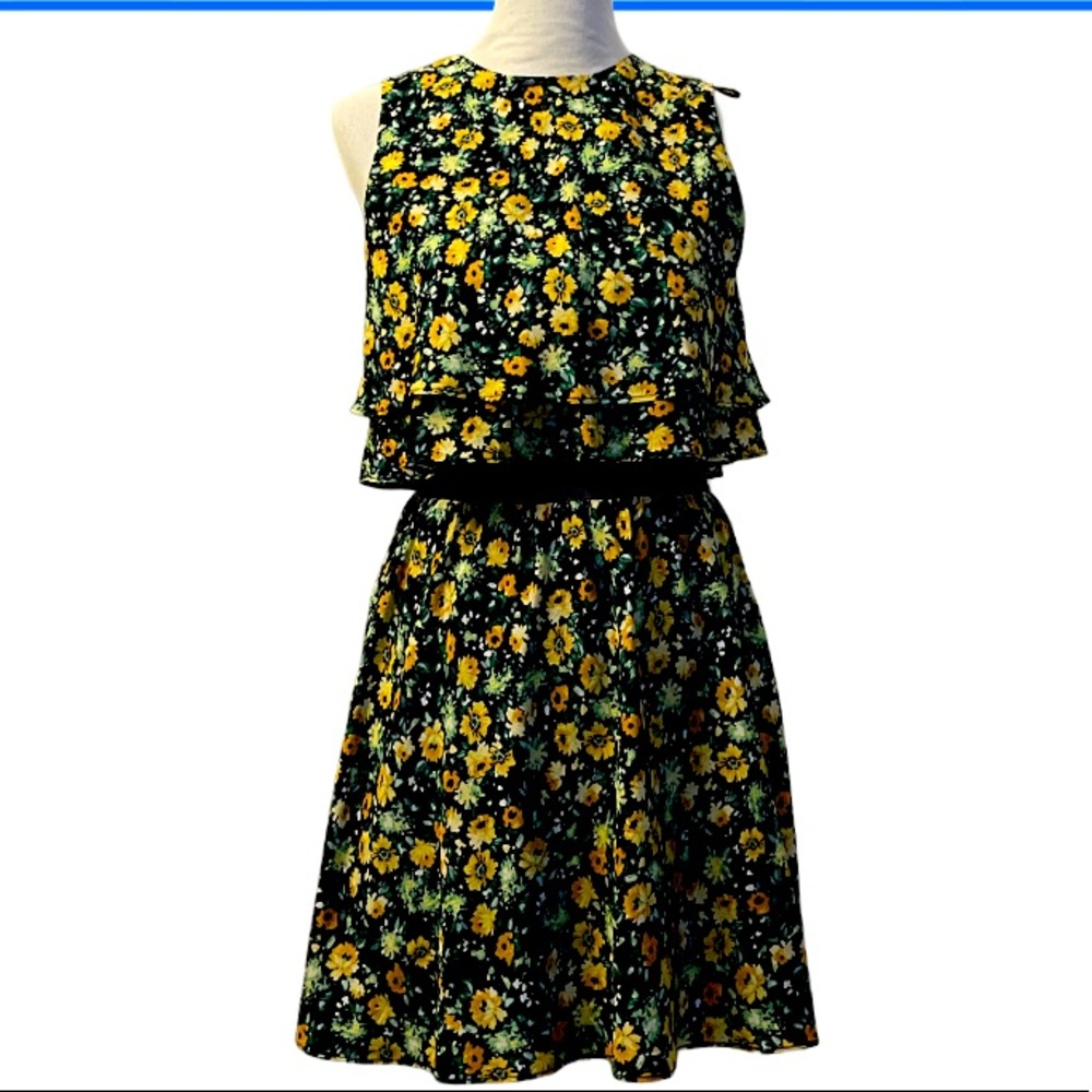 Zara Trafaluc Sleevless Floral Dress Sz M